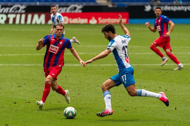 字母哥20+7+6希腊男篮胜澳大利亚 兰代尔17分