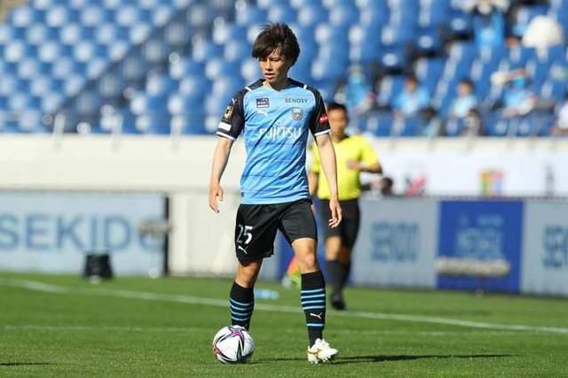 西甲-莱万哑火贝克尔制胜 巴萨0-1皇家社会